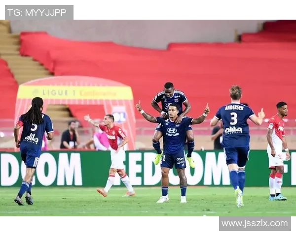 北京网球队以58分领跑大师赛积分榜展现强大实力